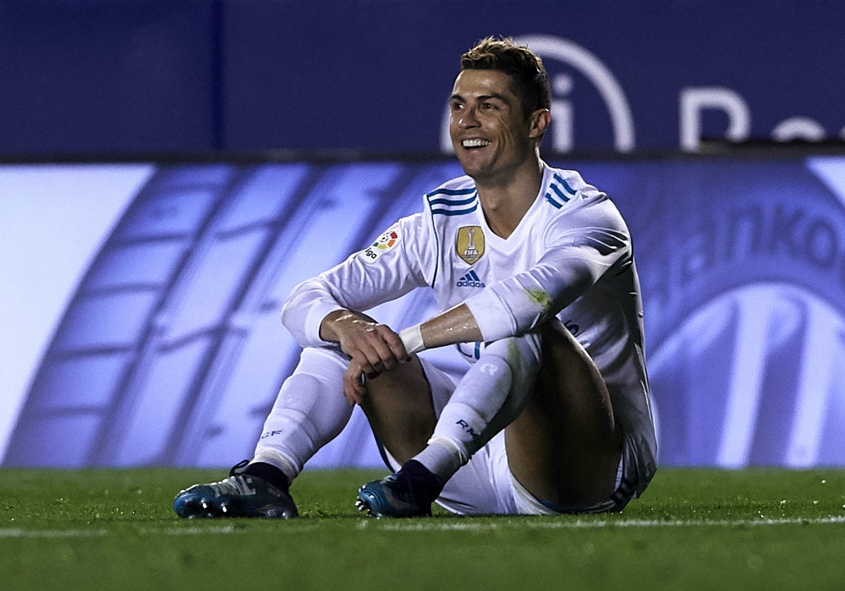 El Sanedrín: ¿Empiezan a ser desleales algunos jugadores del Real Madrid con Zidane? El Sanedrín: ¿Empiezan a ser desleales algunos jugadores del Real Madrid con Zidane?