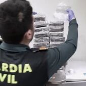 La Guardia Civil intercepta un alijo de cocaína en Barajas