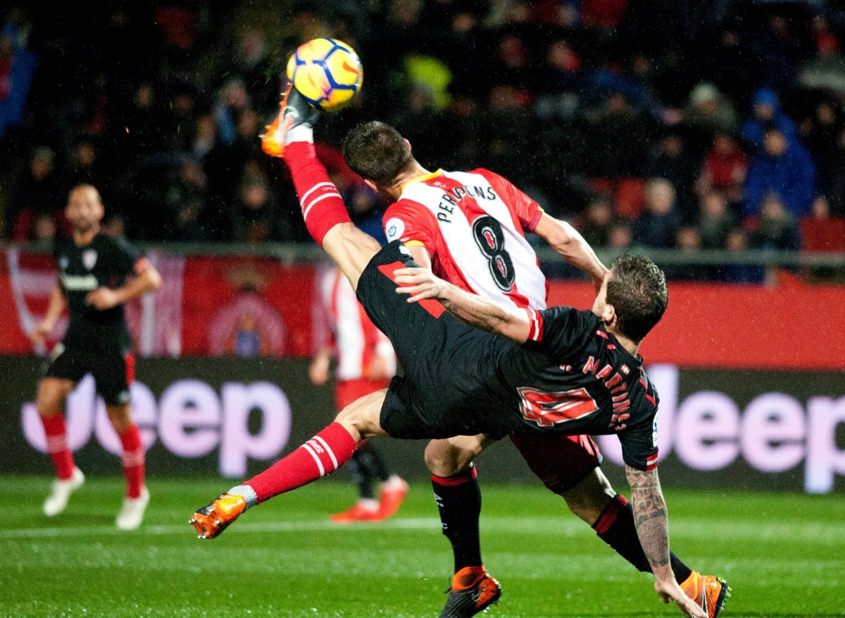 El Girona mira a Europa tras ganar al Athletic en el debut de Íñigo Martínez El Girona mira a Europa tras ganar al Athletic en el debut de Íñigo Martínez