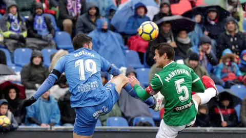 Jorge Molina, ante Mantovani Jorge Molina, ante Mantovani