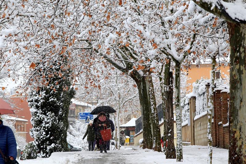 La primavera comenzará con frío, nieve y heladas fuertes en zonas de montaña La primavera comenzará con frío, nieve y heladas fuertes en zonas de montaña