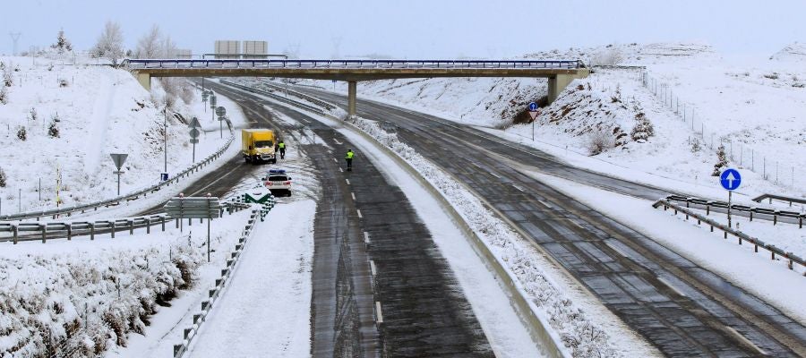 Vista de la autovía A 23 a su paso por Teruel Vista de la autovía A 23 a su paso por Teruel