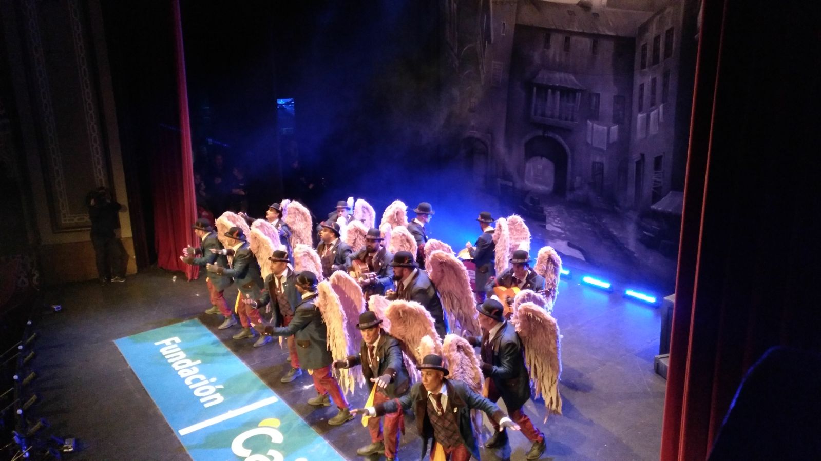 La madre del niño que murió en Las Ramblas agradece el pasodoble que le han dedicado en el Carnaval de Cádiz: "Mi tristeza tiene ahora unas notas de música" La madre del niño que murió en Las Ramblas agradece el pasodoble que le han dedicado en el Carnaval de Cádiz: "Mi tristeza tiene ahora unas notas de música"