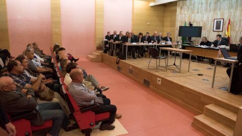 Imagen de archivo de la primera sesi&oacute;n del juicio por el 'caso Alhambra'