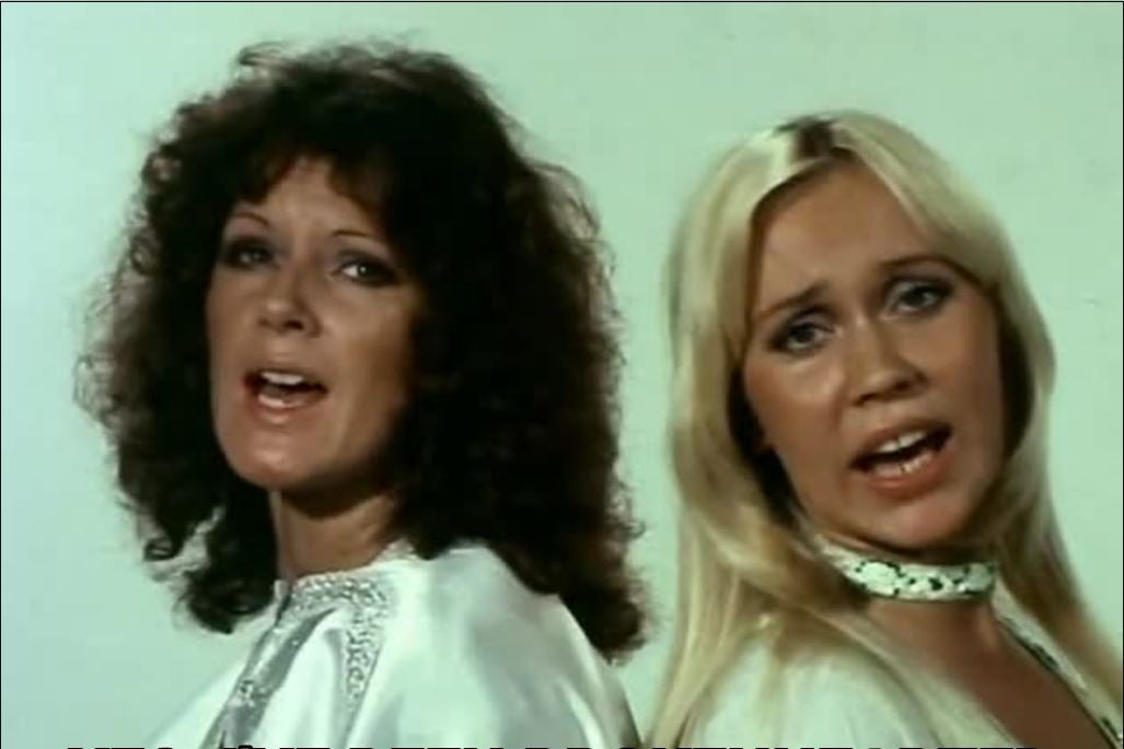 Mujeres con historia: Frida, la morena del grupo ABBA, es hija del proyecto nazi Lebensbonr Mujeres con historia: Frida, la morena del grupo ABBA, es hija del proyecto nazi Lebensbonr