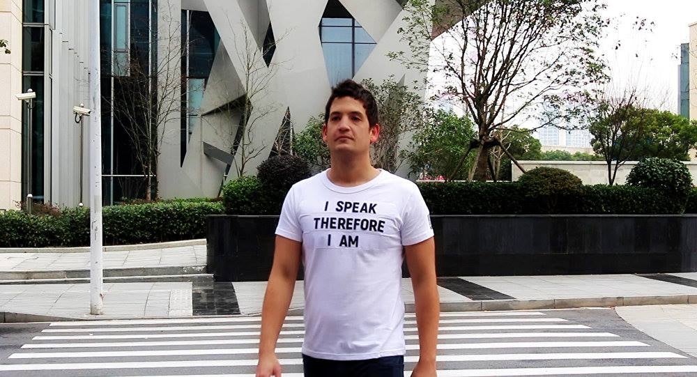 La camiseta inteligente con mensaje que pretende revolucionar la moda La camiseta inteligente con mensaje que pretende revolucionar la moda