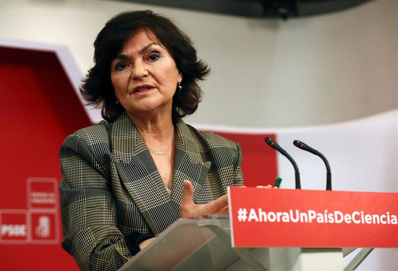 El PSOE se compromete a convocar elecciones en "unos meses" si gana la moción de censura El PSOE se compromete a convocar elecciones en "unos meses" si gana la moción de censura