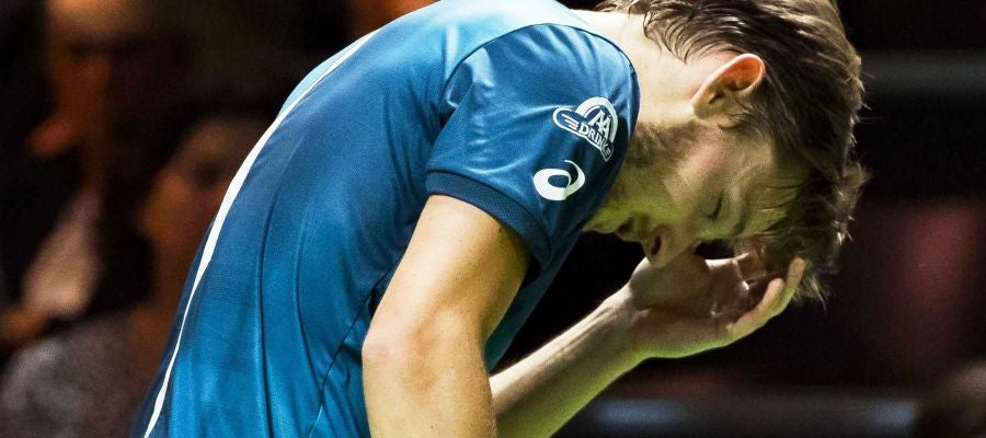 David Goffin tuvo que retirarse por un golpe en el ojo David Goffin tuvo que retirarse por un golpe en el ojo