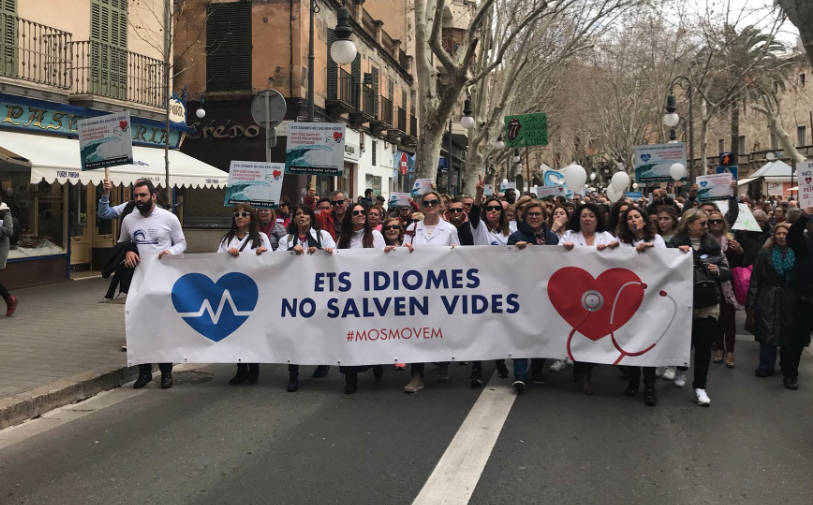 El PP insiste en retirar el requisito del catalán en la sanidad pública si gobierna El PP insiste en retirar el requisito del catalán en la sanidad pública si gobierna