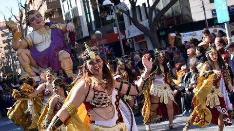 La previsi&oacute;n de lluvia podr&iacute;a complicar la celebraci&oacute;n del desfile del Domingo de Pi&ntilde;ata