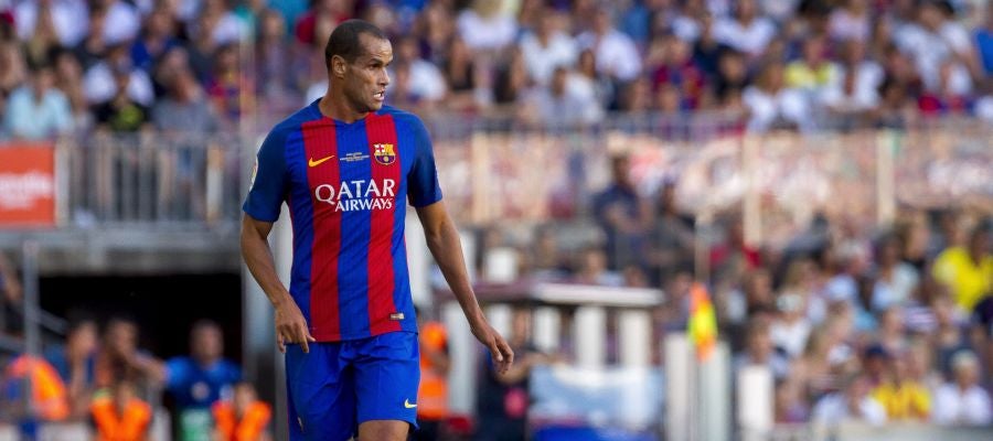 Rivaldo en un partido con el Barcelona Rivaldo en un partido con el Barcelona
