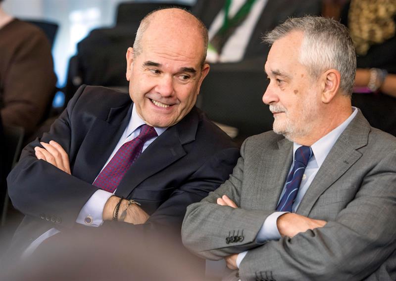 Se suspende provisionalmente el juicio de los ERE por enfermedad de un exconsejero Se suspende provisionalmente el juicio de los ERE por enfermedad de un exconsejero