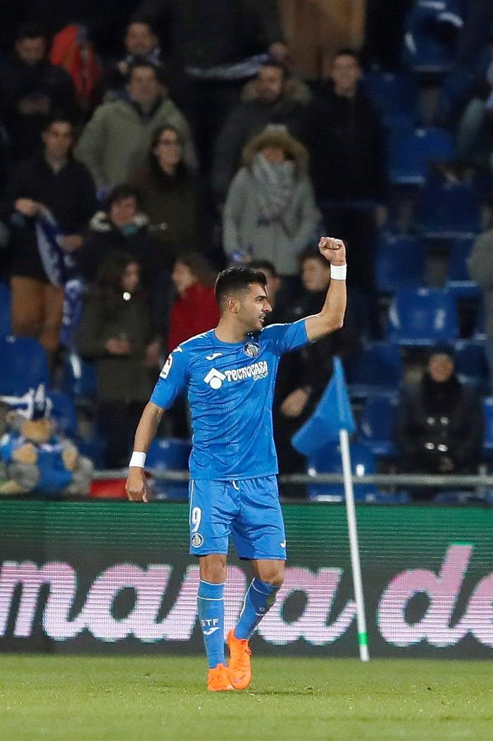 Ángel, el mejor situado para reforzar la delantera del Barcelona Ángel, el mejor situado para reforzar la delantera del Barcelona