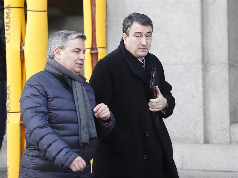 El PDeCAT defiende el liderazgo de Puigdemont y confía en que haya un gobierno pronto El PDeCAT defiende el liderazgo de Puigdemont y confía en que haya un gobierno pronto