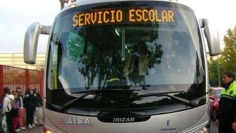Fins el 23 de febrero els agents intensificaran els controls en els vehicles amb l&acute;objectiu que complisquen totes les mesures de seguretat per complir la normativa. 