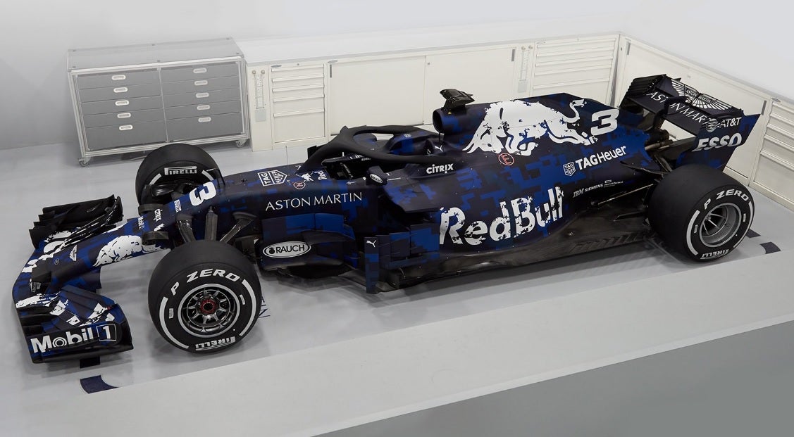 Red Bull presenta el RB14, su monoplaza para la temporada 2018 de Fórmula 1 Red Bull presenta el RB14, su monoplaza para la temporada 2018 de Fórmula 1