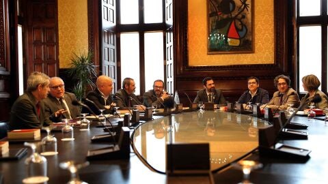 El presidente del Parlament, Roger Torrent, durante la reuni&oacute;n semanal de la Mesa