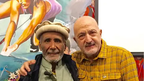 Sebastián Álvaro con Abduk Karim, el pequeño Karim. Sebastián Álvaro con Abduk Karim, el pequeño Karim.