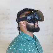Jugador con dispositivo de realidad virtual Jugador con dispositivo de realidad virtual