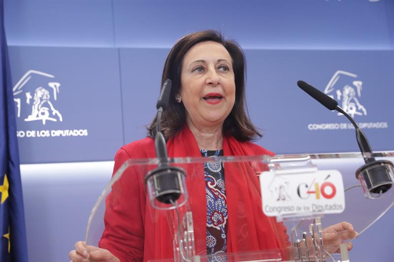 El PSOE critica la "cobardía" de Anna Gabriel por huir de la justicia El PSOE critica la "cobardía" de Anna Gabriel por huir de la justicia