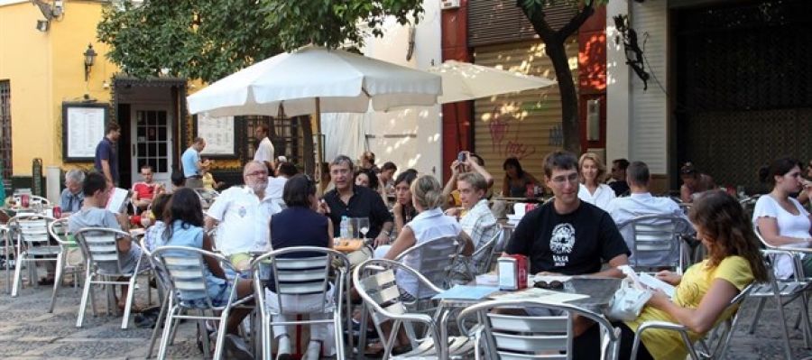 Una de las terrazas de la calle Blanquerna de Palma. Una de las terrazas de la calle Blanquerna de Palma.