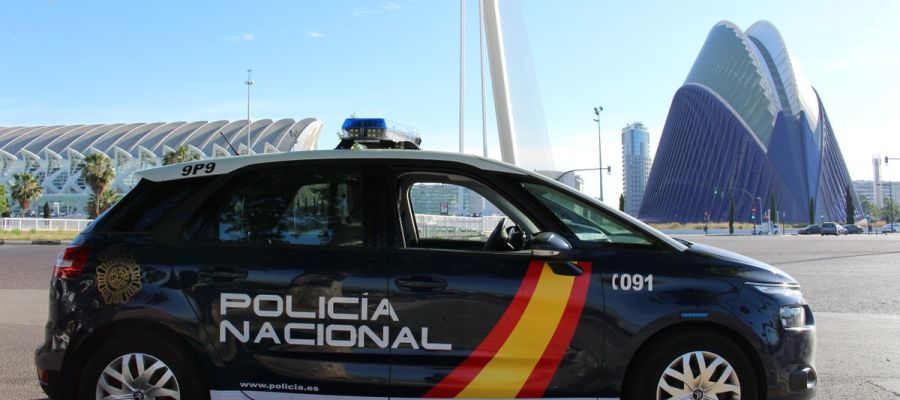 Coche de la Policía Nacional Coche de la Policía Nacional