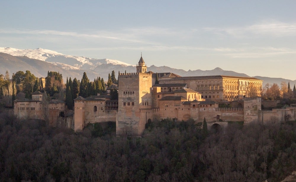 La Alhambra apuesta por un nuevo camino medioambiental entre el Darro y el propio monumento La Alhambra apuesta por un nuevo camino medioambiental entre el Darro y el propio monumento