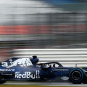 El RB14 de Ricciardo, rodando en Silverstone