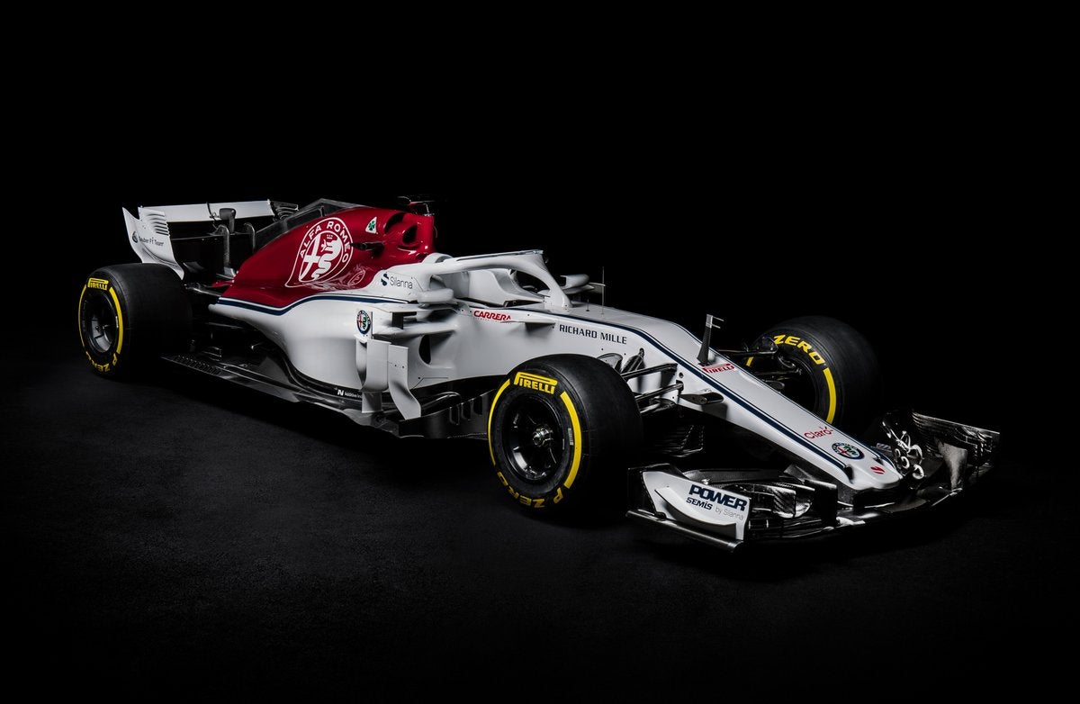 Alfa Romeo regresa a la F1 para teñir de rojo el nuevo Sauber C37 Alfa Romeo regresa a la F1 para teñir de rojo el nuevo Sauber C37
