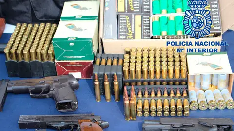 Desmantelado en Dos Hermanas una de las principales organizaciones dedicadas al tráfico de heroína del sur de España Desmantelado en Dos Hermanas una de las principales organizaciones dedicadas al tráfico de heroína del sur de España