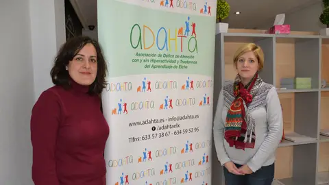 La edil Eva María Crisol con la presidenta de ADAHTA La edil Eva María Crisol con la presidenta de ADAHTA