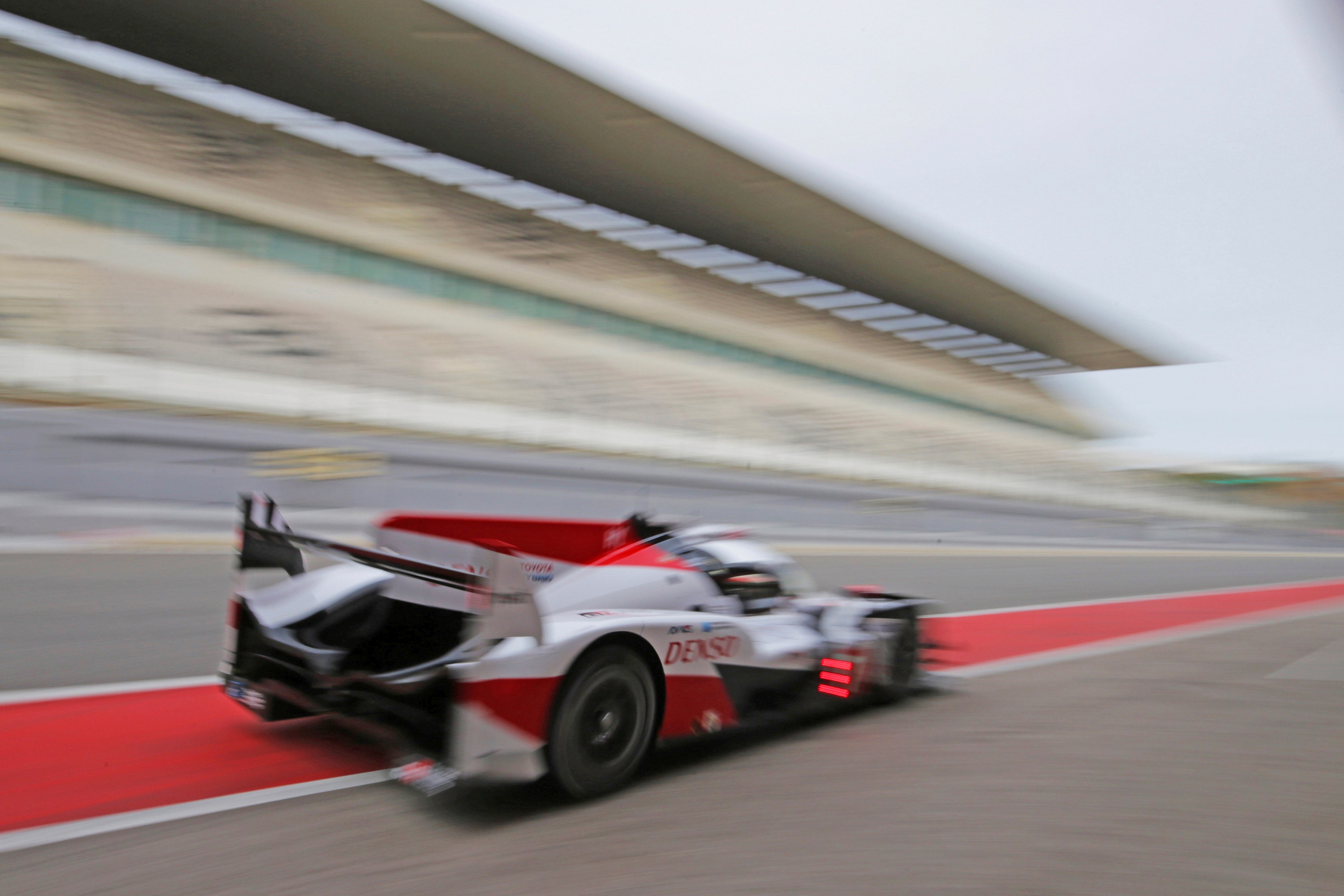 Satisfechos en Toyota con los test de Fernando Alonso sobre el TS050 Hybrid Satisfechos en Toyota con los test de Fernando Alonso sobre el TS050 Hybrid