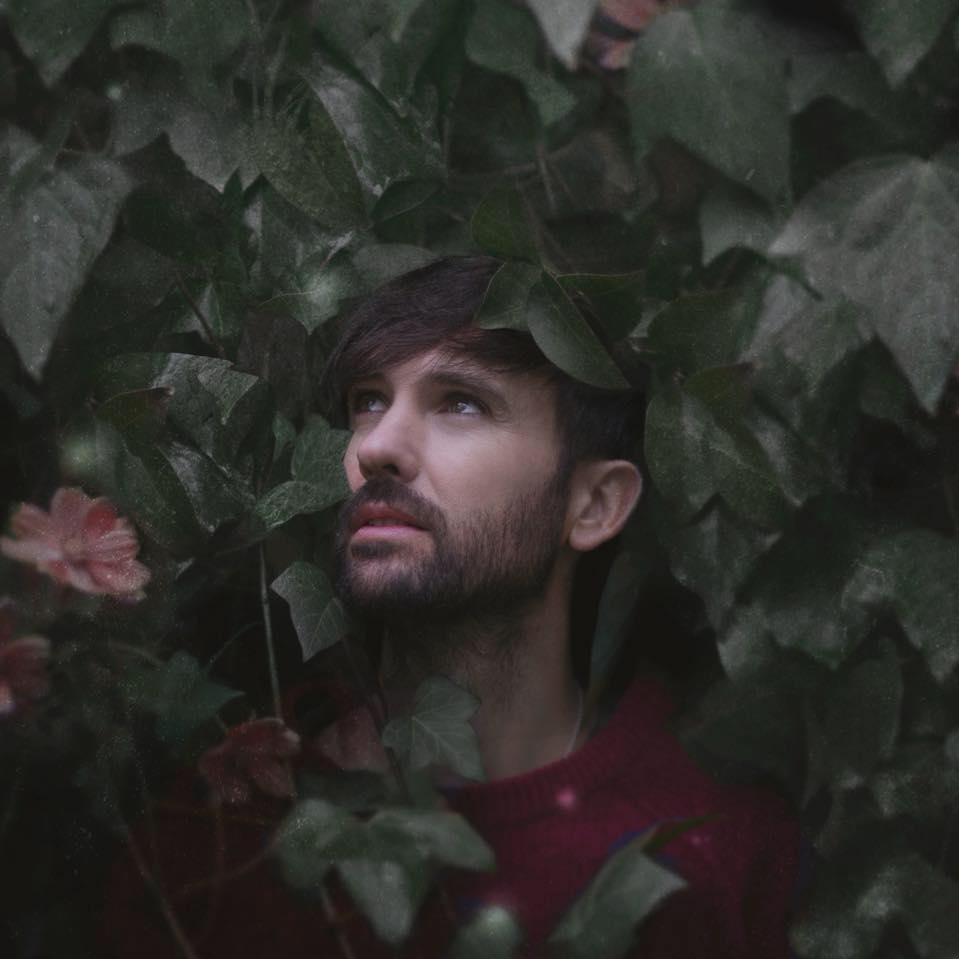 David Otero: "Las redes sociales nos obligan a cambiar nuestra forma de entender quiénes somos. Lo más importante de tu vida es que en la intimidad y en la exposición seas la misma persona" David Otero: "Las redes sociales nos obligan a cambiar nuestra forma de entender quiénes somos. Lo más importante de tu vida es que en la intimidad y en la exposición seas la misma persona"