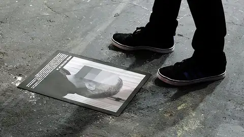 La obra 'Presos políticos', retirada de ARCO La obra 'Presos políticos', retirada de ARCO