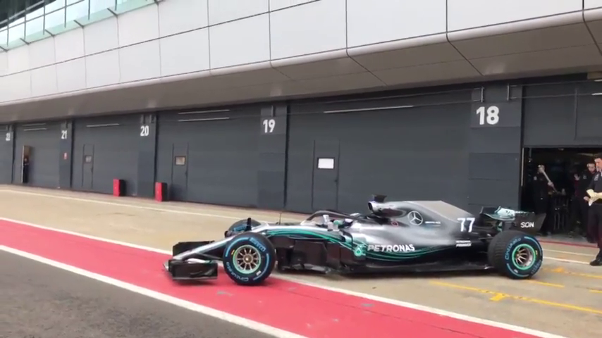 VÍDEO: Así es el nuevo Mercedes W09 de Hamilton y Bottas VÍDEO: Así es el nuevo Mercedes W09 de Hamilton y Bottas