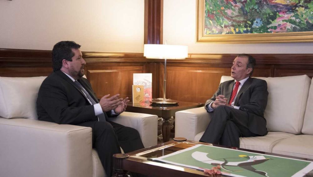 Moliner se reúne con el presidente de la CEV para reforzar a las empresas castellonenses que se integran a la patronal autonómica.