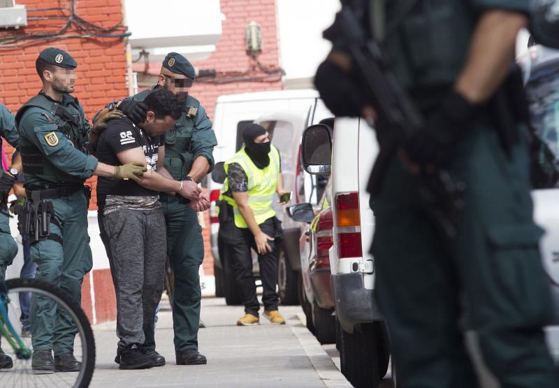 Comparece ante el juez uno de los detenidos en Francia relacionados con los atentados de Barcelona y Cambrils Comparece ante el juez uno de los detenidos en Francia relacionados con los atentados de Barcelona y Cambrils