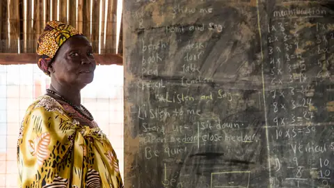 Mujer de Sudan del Sur Contraparte