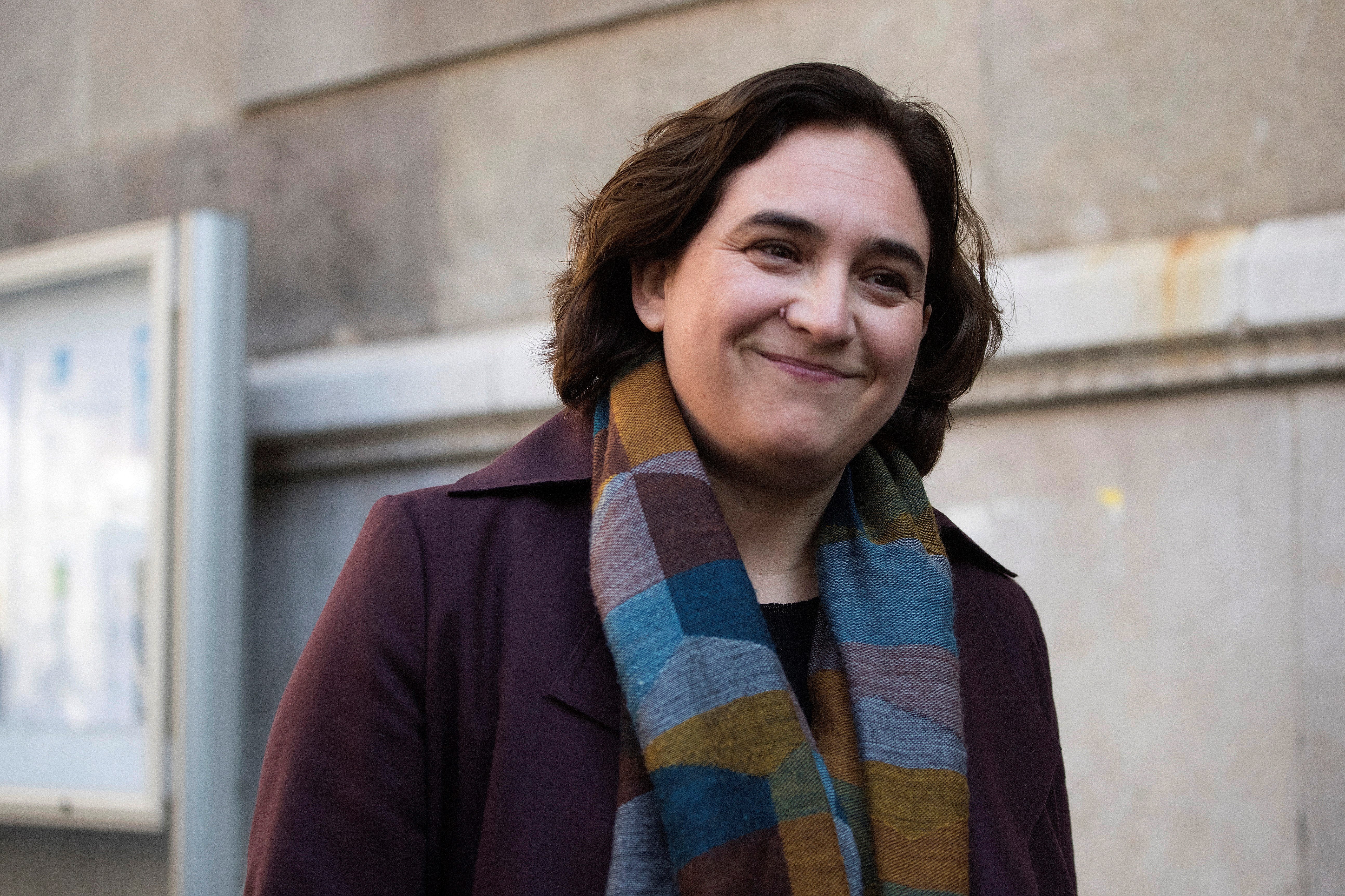 Colau pide formar Govern y alerta de que unas nuevas elecciones suponen "muchos meses más de 155" Colau pide formar Govern y alerta de que unas nuevas elecciones suponen "muchos meses más de 155"