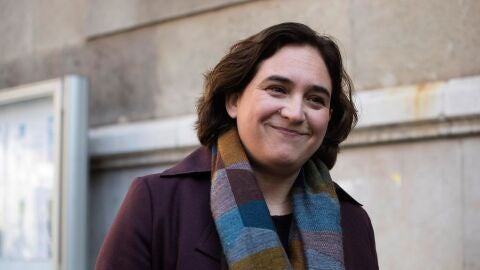 La alcaldesa de Barcelona, Ada Colau, a su llegada hoy al Conservatorio Municipal de M&uacute;sica