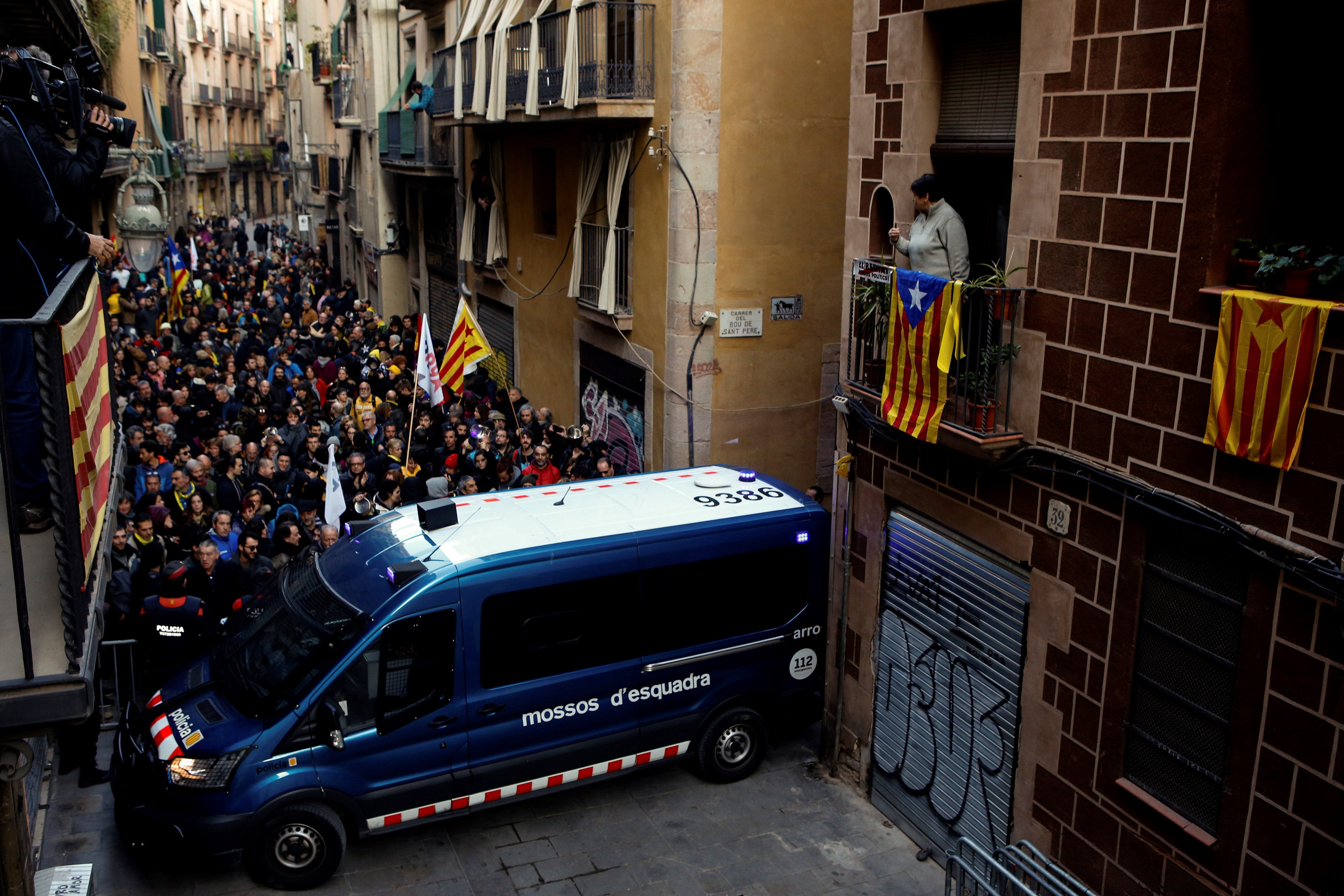 Un detenido por la presunta agresión a los mossos en las protestas de Barcelona Un detenido por la presunta agresión a los mossos en las protestas de Barcelona