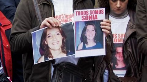Sonia Iglesias acudi&oacute; a una asociaci&oacute;n de mujeres maltratadas antes de desaparecer y afirm&oacute; que Julio Araujo la amenaz&oacute; con un arma de fuego