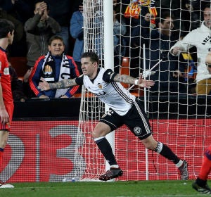 Santi Mina celebra un gol ante la Real Sociedad Santi Mina celebra un gol ante la Real Sociedad