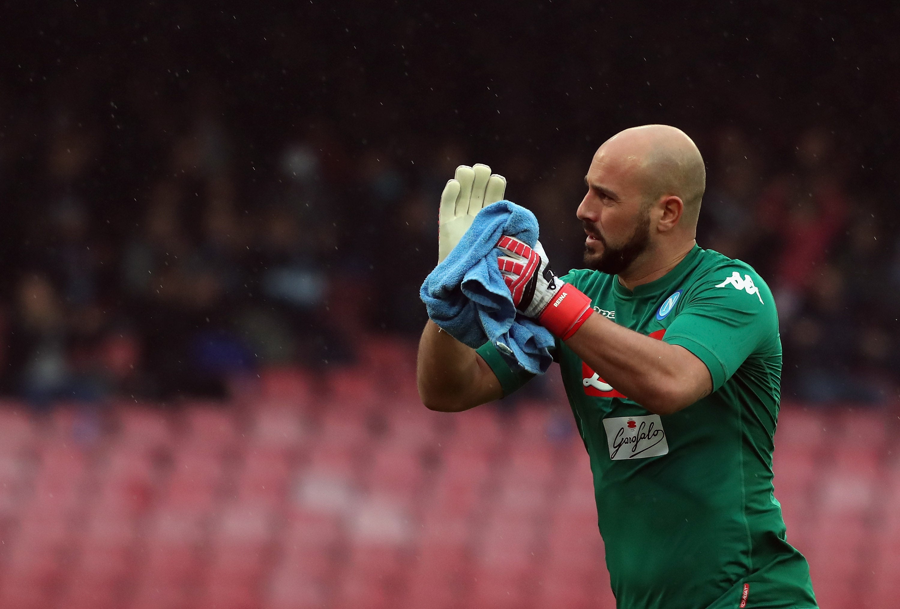 La Gazzetta dello Sport: Pepe Reina llega a un principio de acuerdo con el Milan La Gazzetta dello Sport: Pepe Reina llega a un principio de acuerdo con el Milan
