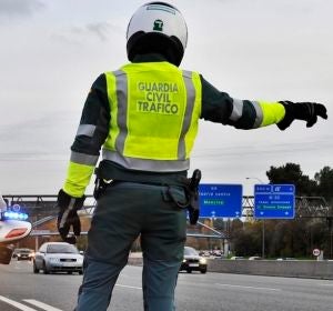 guardia-civil-control-trafico-2017-01-e1491462820802.jpg guardia-civil-control-trafico-2017-01-e1491462820802.jpg
