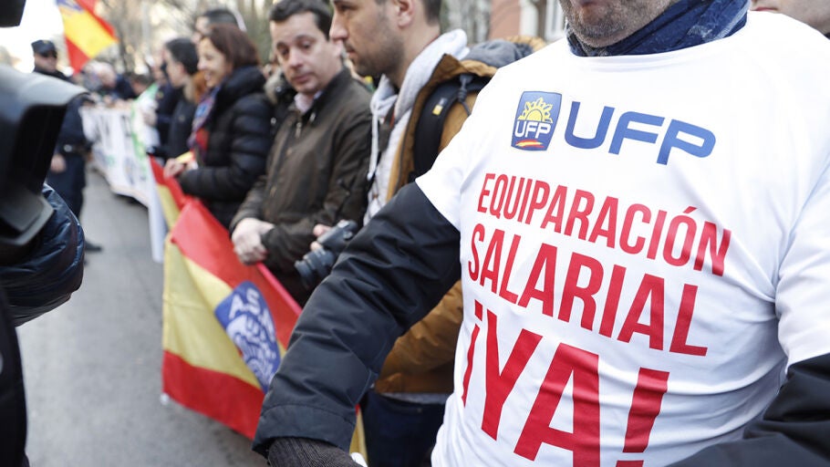 Miembros del sindicato piden la equiparaci&oacute;n salarial