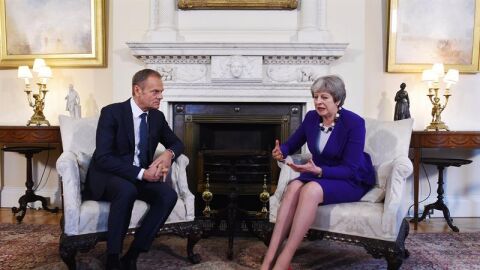 Theresa May y Donald Tusk