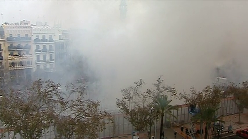 La mascletá vertical más alta de la historia La mascletá vertical más alta de la historia
