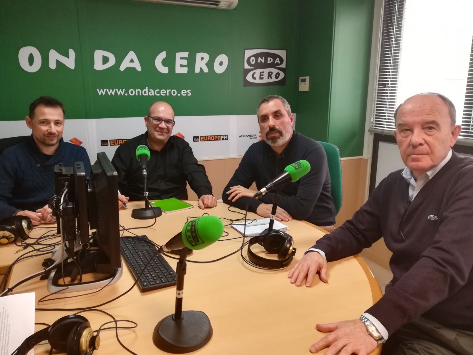 El Plan de retirada de amianto en centros educativos se aplicará en el Virgen de la Asunción, Baix Vinalopó y La Torreta este año El Plan de retirada de amianto en centros educativos se aplicará en el Virgen de la Asunción, Baix Vinalopó y La Torreta este año