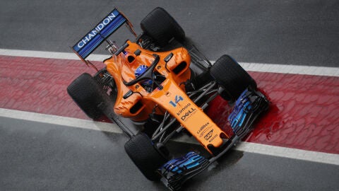 Fernando Alonso, rodando en el circuito de Catalu&ntilde;a
